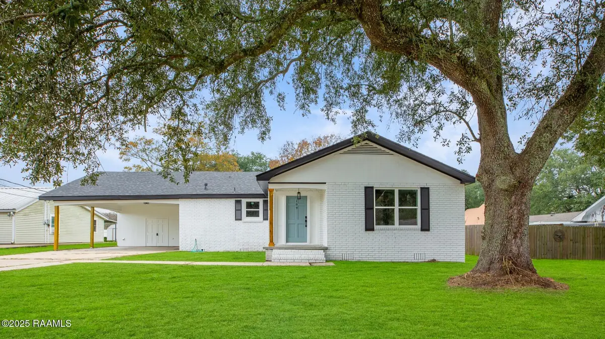 109 Steven Street, New Iberia, LA 70560 - Image #1