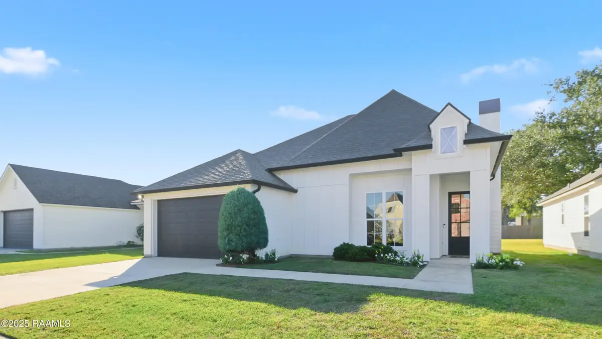 118 San Sebastian Drive, Youngsville, LA 70592 - Image #1