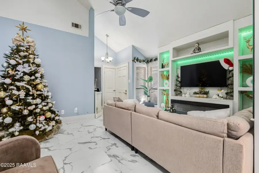 113 Hummingbird Lane, Lafayette, LA 70506 - Image #3