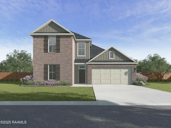 125 Belle Lake Drive, Lafayette, LA 70506