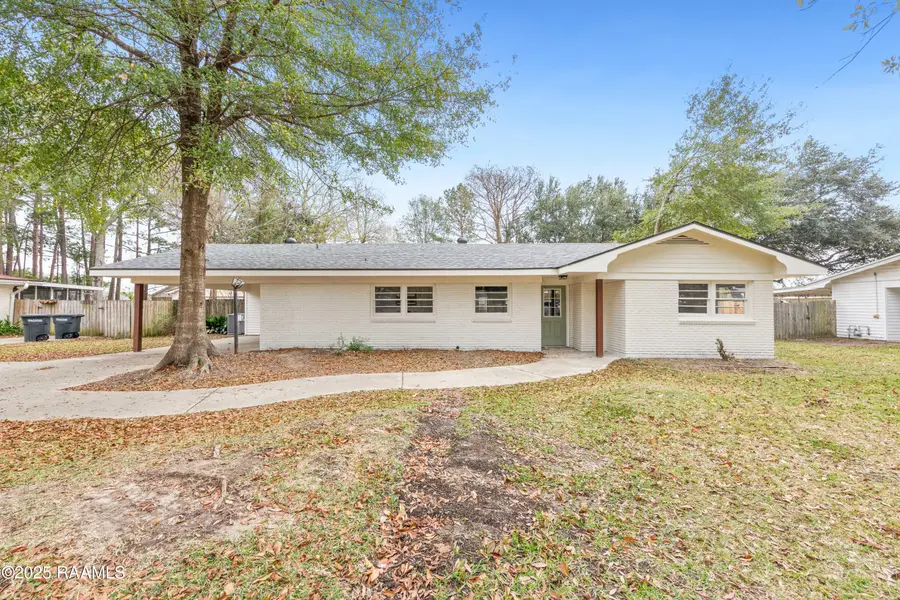 129 Plantation Drive, New Iberia, LA 70563 - Image #2