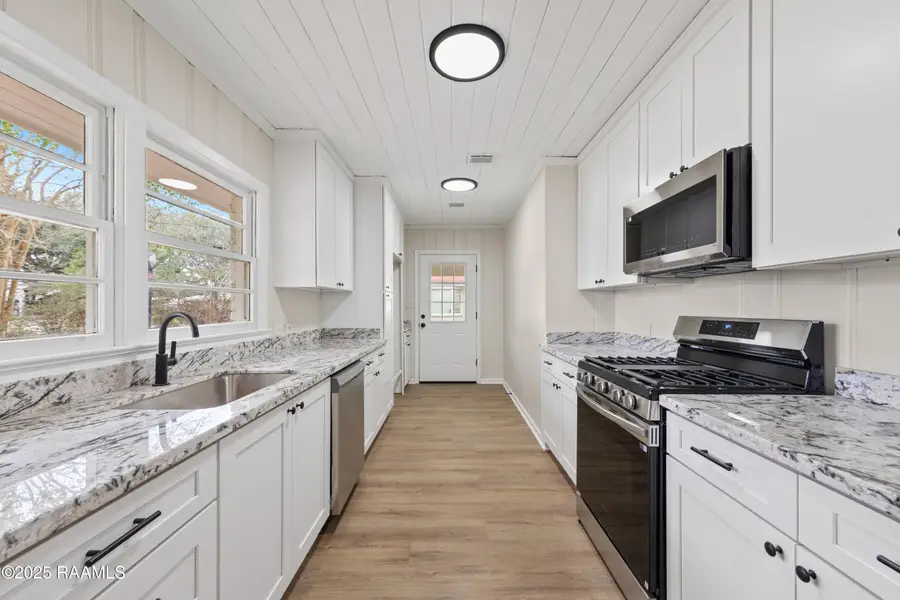 129 Plantation Drive, New Iberia, LA 70563 - Image #3