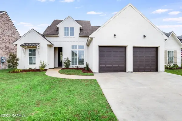 106 Amsterdam Avenue, Youngsville, LA 70592