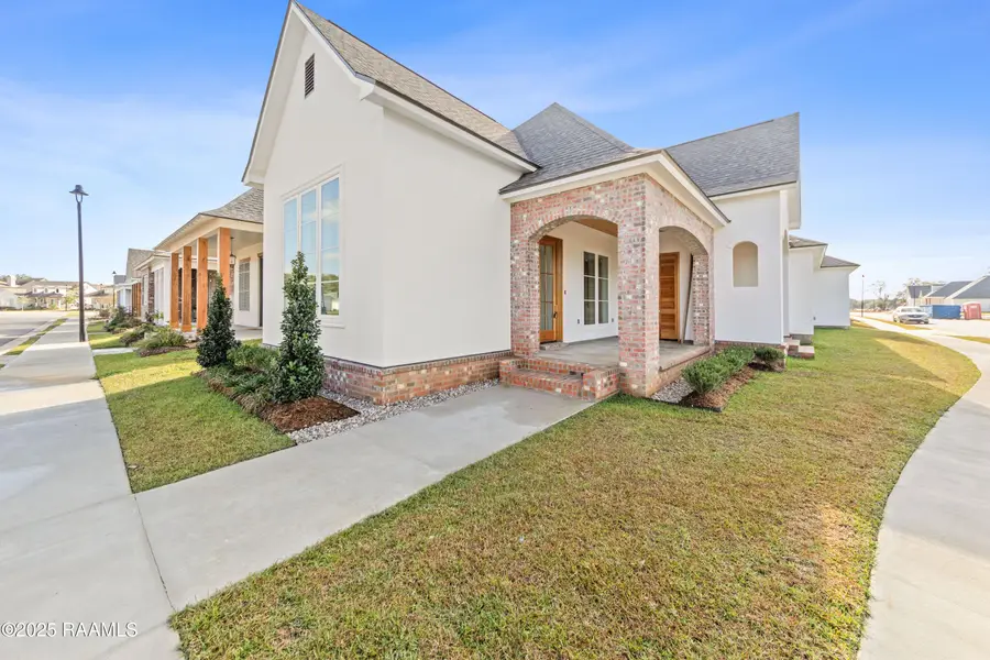 209 Hearth Street, Lafayette, LA 70508 - Image #2