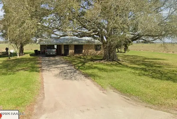 1001 Sidney Blanchard Road, New Iberia, LA 70563