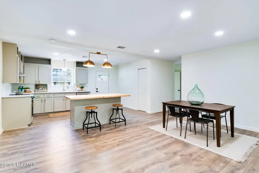 310 Elmwood Drive, Lafayette, LA 70503 - Image #2