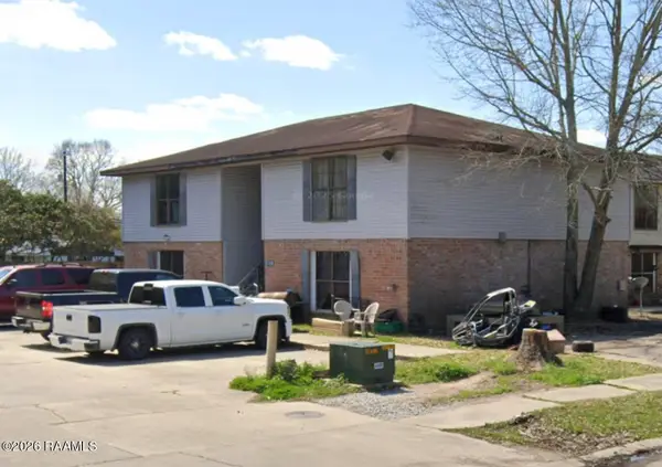 211 Lodge Drive, Lafayette, LA 70506