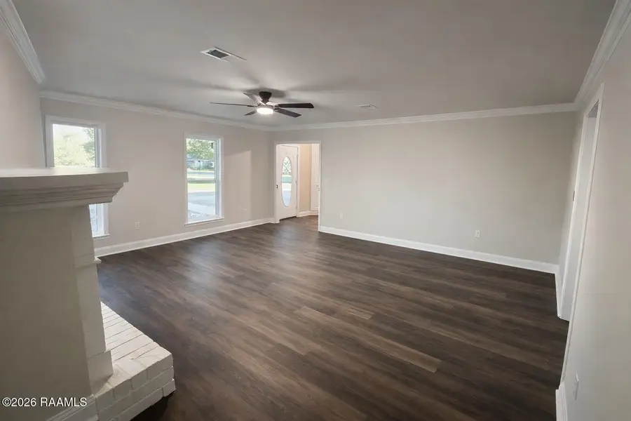 112 Thorn Drive, Youngsville, LA 70592 - Image #3