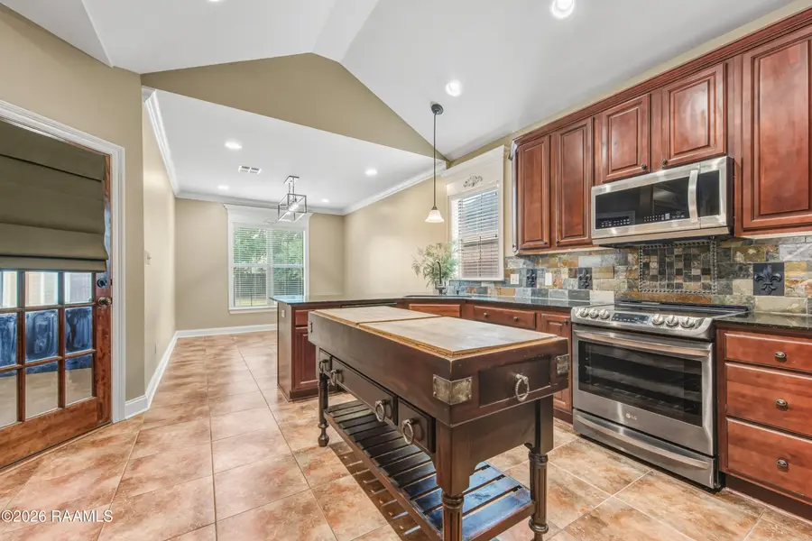 119 Cedar Hills Drive, Youngsville, LA 70592 - Image #3