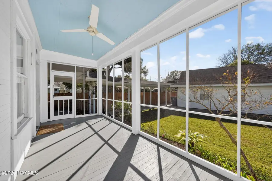 218 N Pinaud Street, Saint Martinville, LA 70582 - Image #3