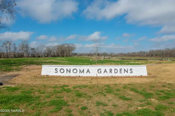 104 Castle Vine Way, Lafayette, LA 70508