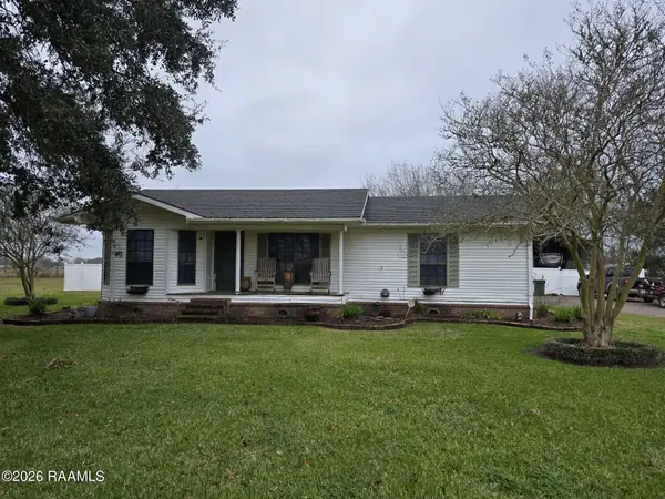 2300 Claude Leblanc Road, New Iberia, LA 70560
