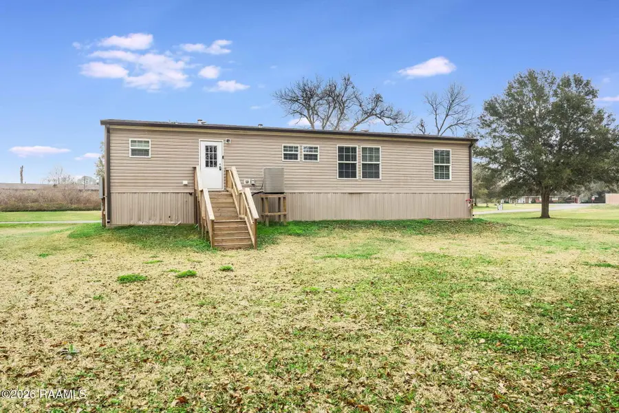 123 Dustin Circle, Broussard, LA 70518 - Image #2