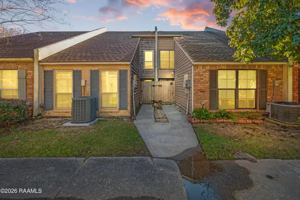 204 Long Plantation Boulevard #B, Lafayette, LA 70508