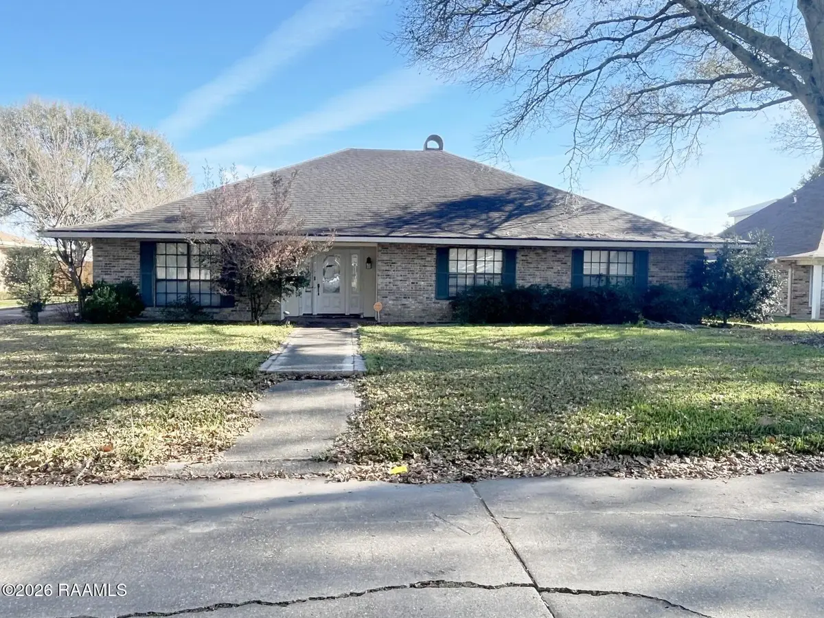 1612 Southwood Drive, New Iberia, LA 70560 - Image #1