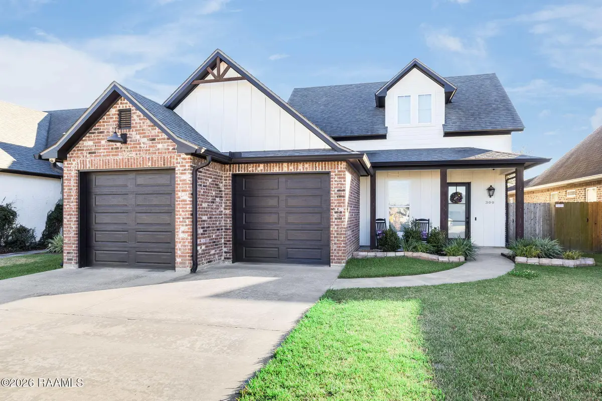 300 Whispering Meadows Road, Broussard, LA 70518 - Image #1