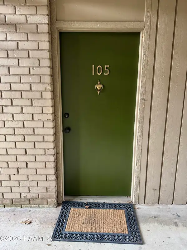 220 Doucet #105a, Lafayette, LA 70503