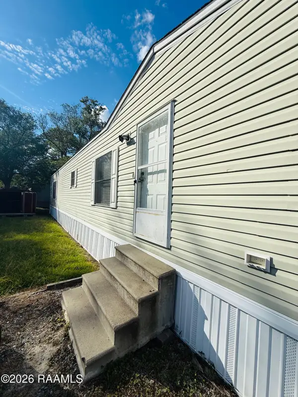 226 Blanco Drive, Youngsville, LA 70592