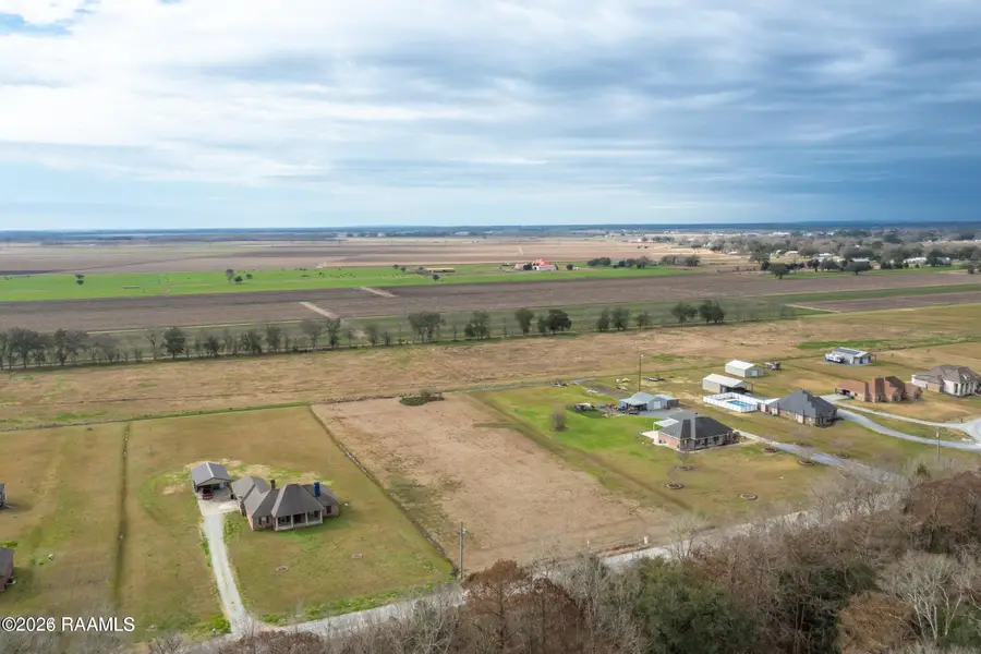 608 Teche Lake Road, New Iberia, LA 70563 - Image #3