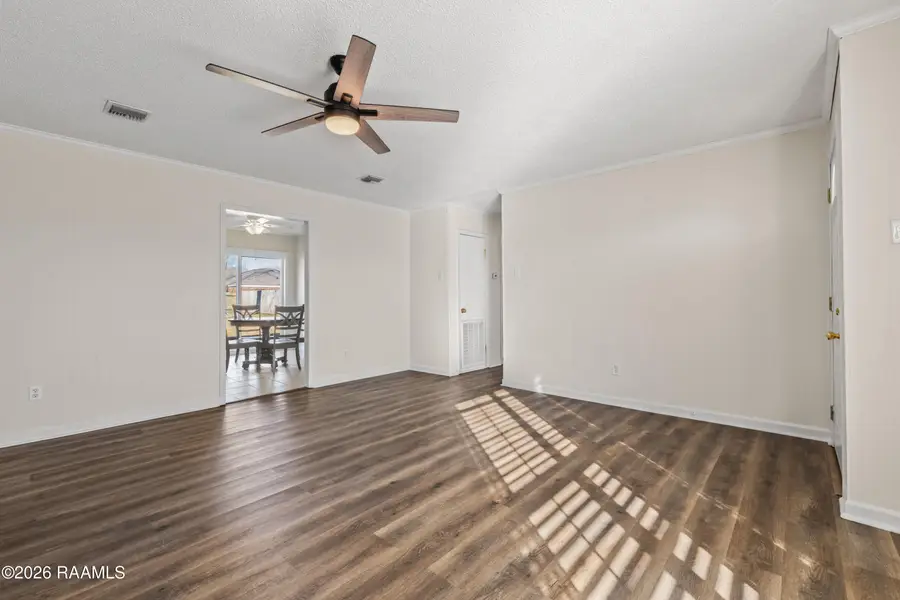 208 Vivian Drive, Lafayette, LA 70508 - Image #3