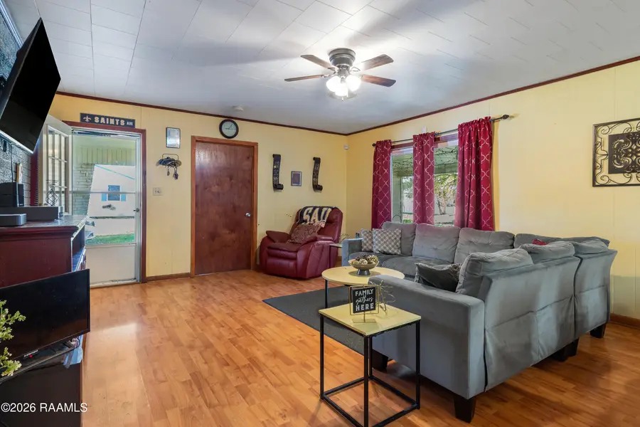 818 Canal Street, Jeanerette, LA 70544 - #3