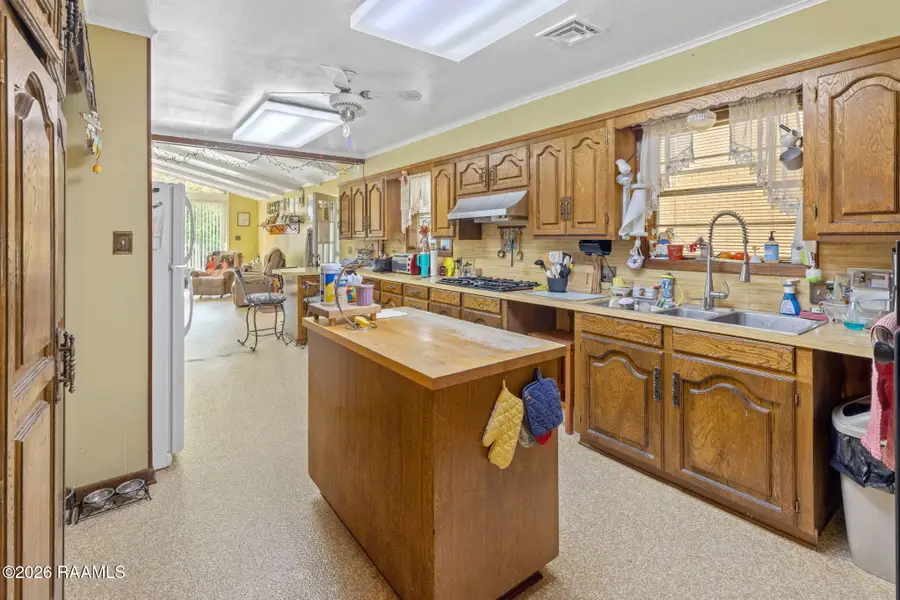 1831 N Cutting Avenue, Jennings, LA 70546 - #3
