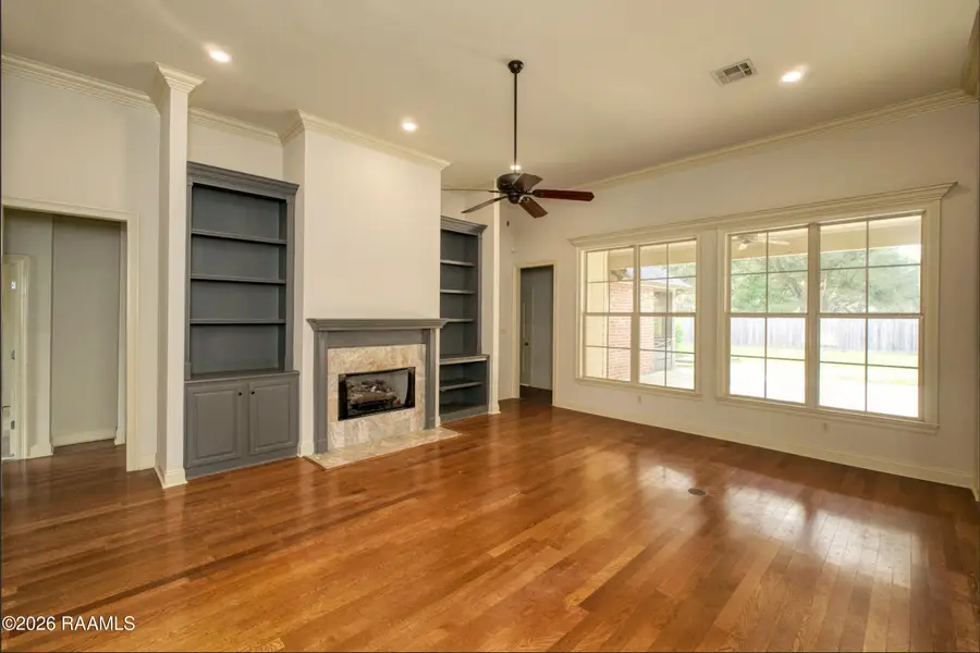 117 Hundred Oaks Drive, Youngsville, LA 70592 - #2