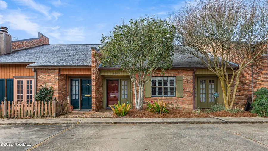 1305 W Saint Mary Boulevard, Lafayette, LA 70506 - #2