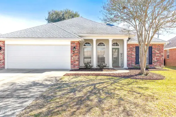 102 Pear Tree Circle, Broussard, LA 70518