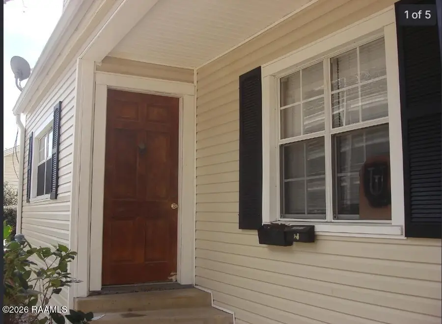211 Saint Louis Street, Lafayette, LA 70506 - #2