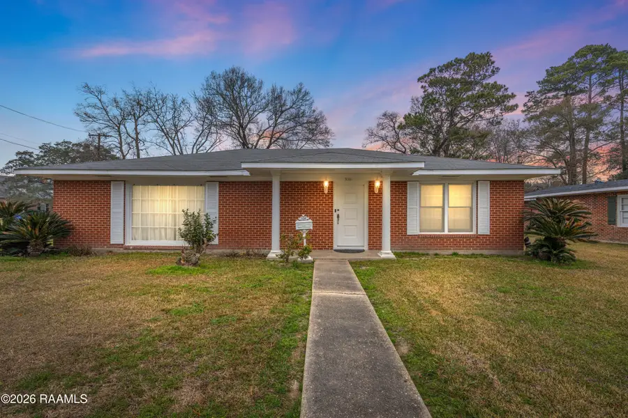 326 W 16th Street, Crowley, LA 70526 - #2