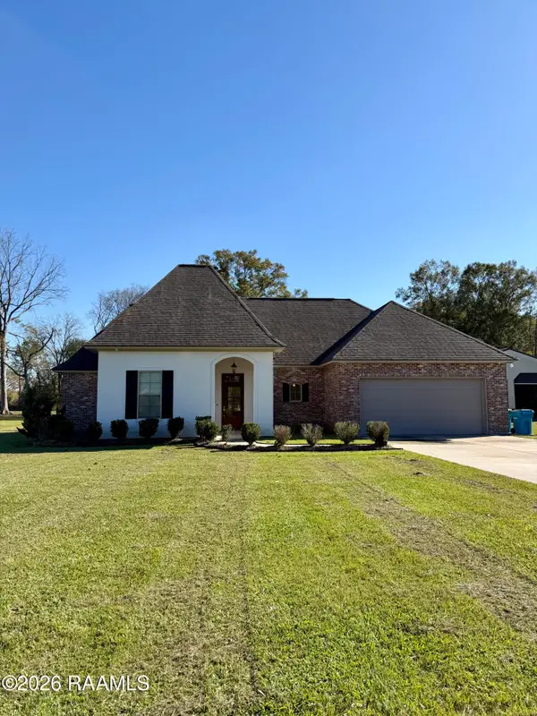 1013 Gloria Kern Drive, Breaux Bridge, LA 70517