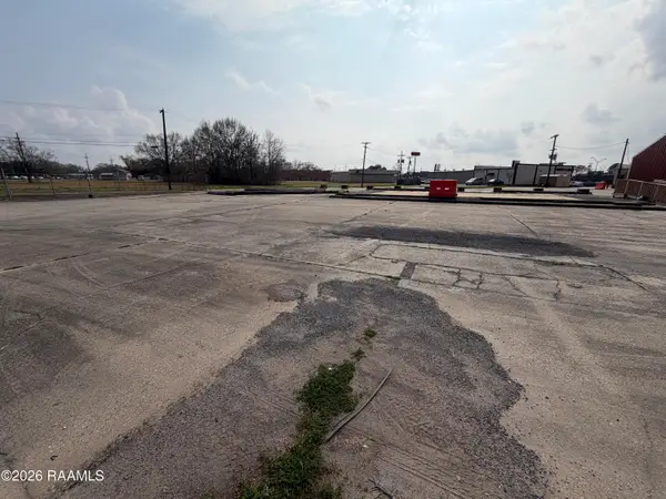 1411 N Polk Street, Rayne, LA 70578