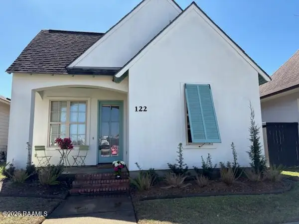 122 Stonehurst Drive, Youngsville, LA 70592