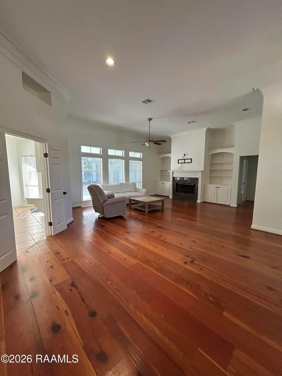 305 Camberly Circle, Lafayette, LA 70508 - #2