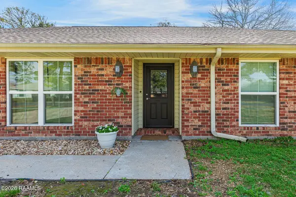 113 Weeks Drive, Youngsville, LA 70592