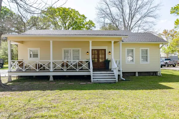 1056 Lynn Romero Drive, Breaux Bridge, LA 70517