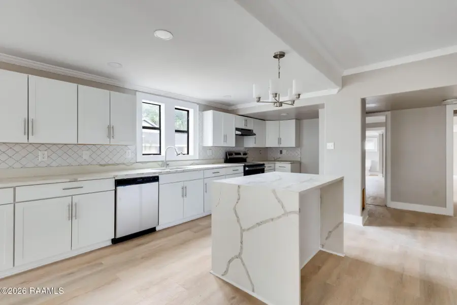 602 Saint Joseph Street, Lafayette, LA 70506 - #3