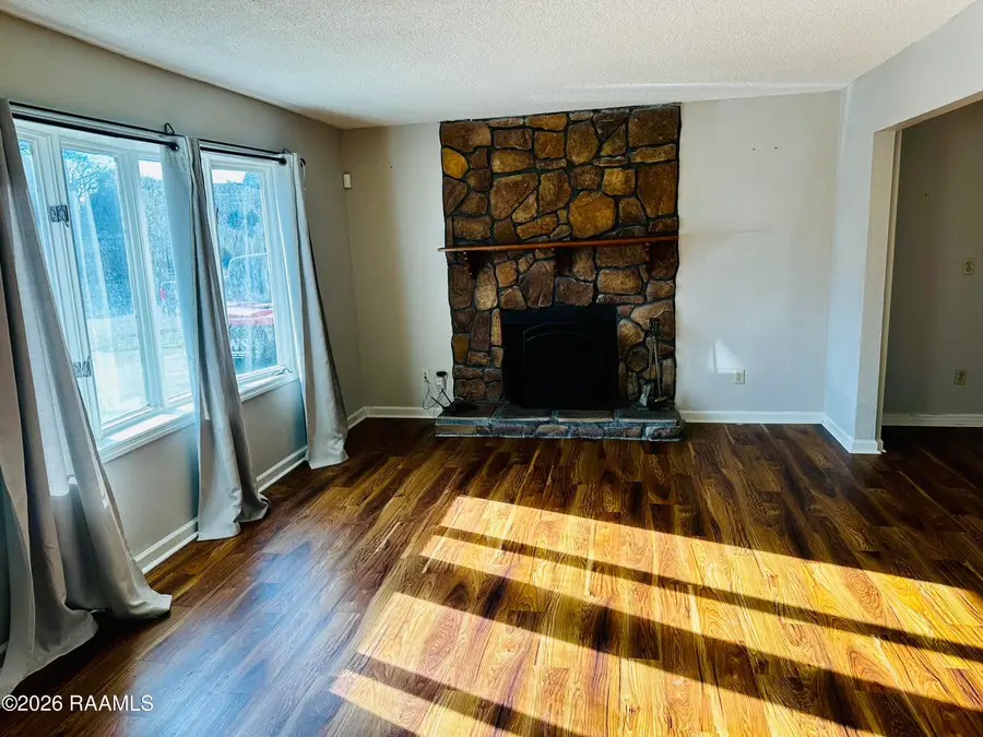 130 E Pamela Drive, Lafayette, LA 70506 - #2