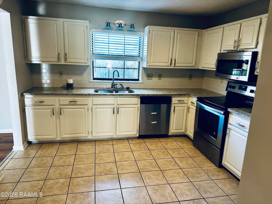 130 E Pamela Drive, Lafayette, LA 70506 - #3