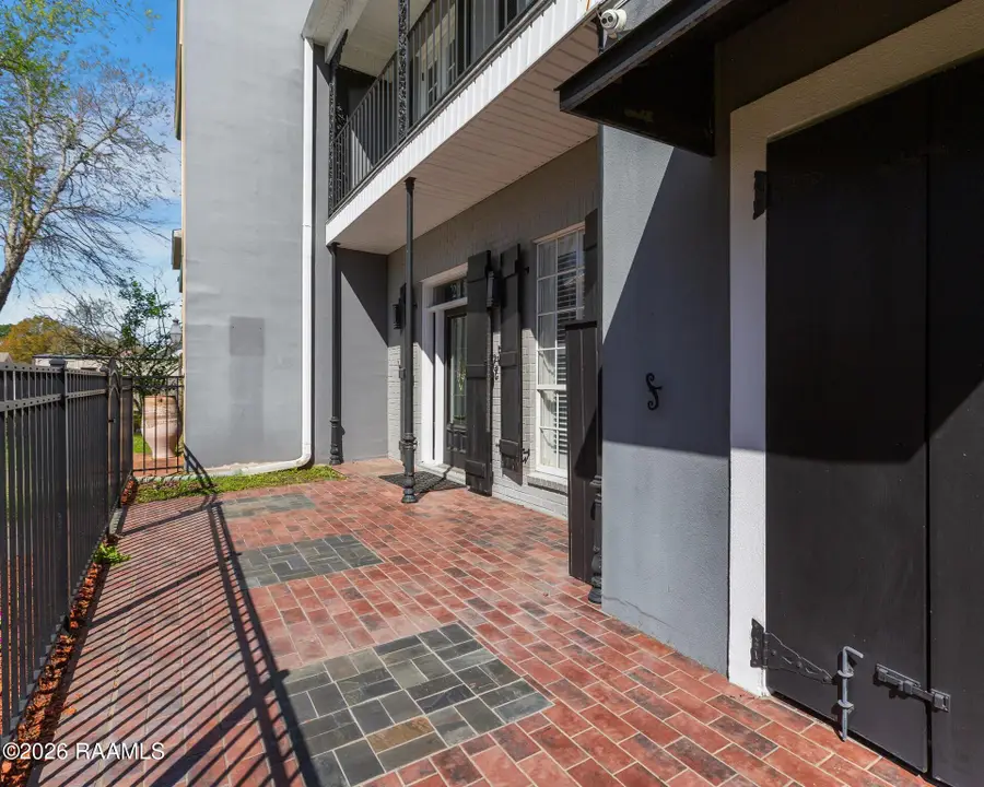 215 Ursuline Street, Lafayette, LA 70506 - #2