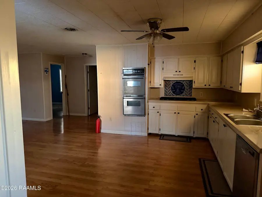 1409 Grand Pointe Avenue, Breaux Bridge, LA 70517 - #3