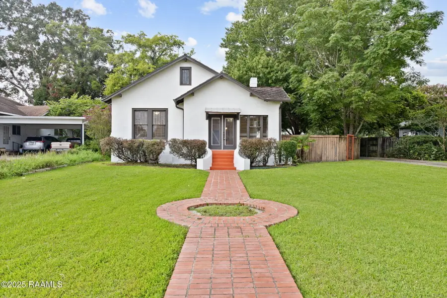 109 N Henry Street, Abbeville, LA 70510 - #2