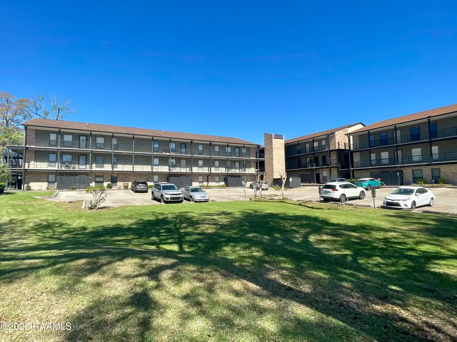 701 S College Road #Apt 215, Lafayette, LA 70503 - #2