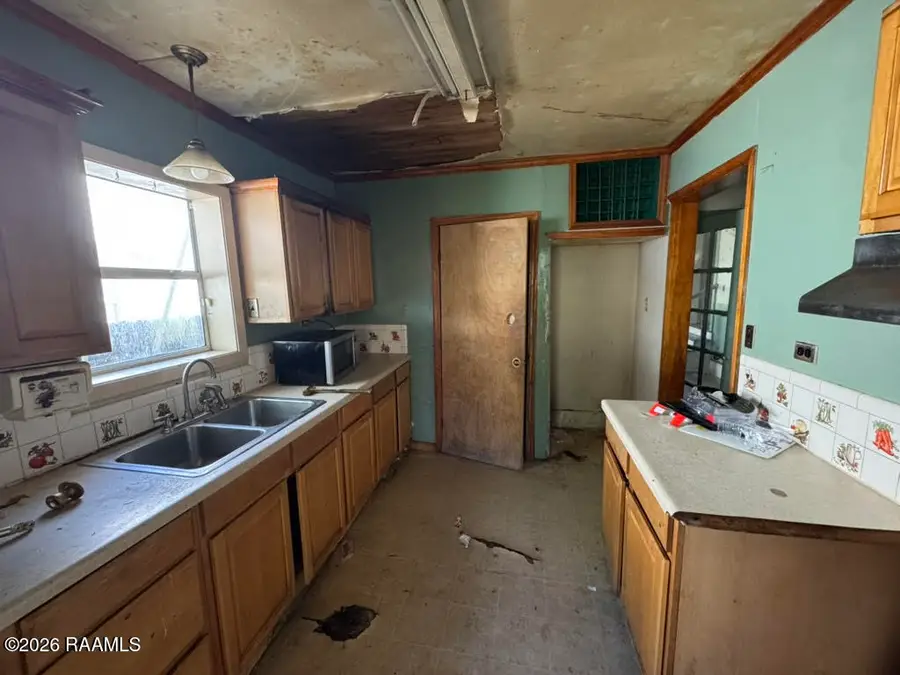 416 Charles Street, New Iberia, LA 70560 - #3