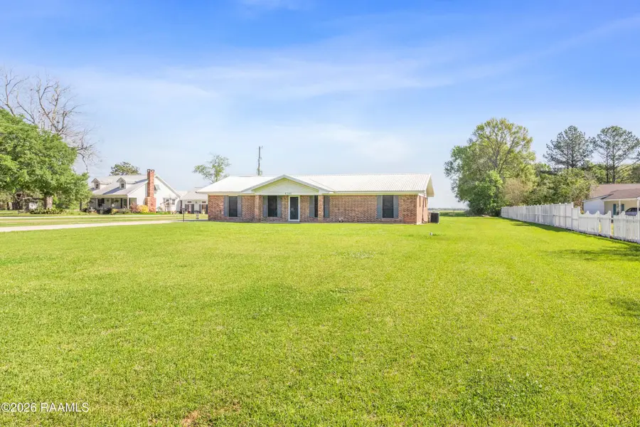 4285 Poydras Highway, Breaux Bridge, LA 70517 - #3