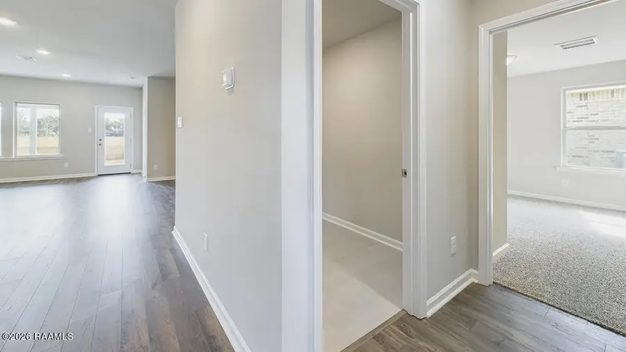 110 Lake Oak Drive, Lafayette, LA 70507 - #2