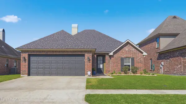 210 Cedar Grove Drive, Youngsville, LA 70592