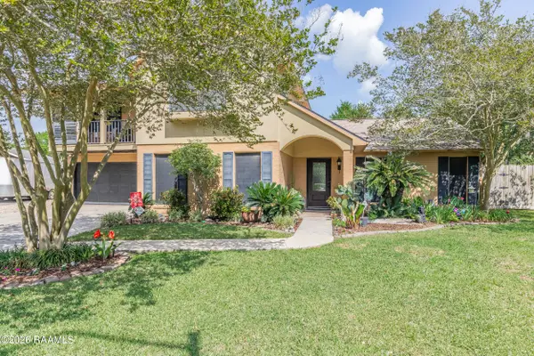 102 Longwood Drive, Lafayette, LA 70508