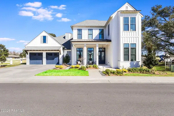 103 Grand Oak Drive, Broussard, LA 70518